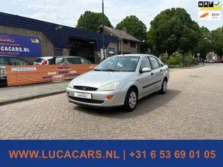 Ford Focus 1.6-16V Ghia AIRCO!