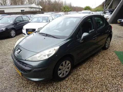 Peugeot 207 1.4 X-line