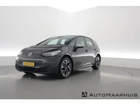 Volkswagen ID.3 First 58 kWh | SOH 92% | Navi | Stoel- Stuurverw. | Adapt. Cruise | Apple CarPlay | 