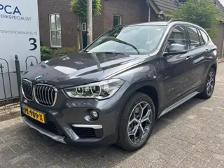 BMW X1 xDrive20i Centennial High Executive (bj 2016)