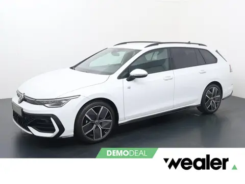 Volkswagen Golf Variant R-Line-Edition 1.5 eTSI 85 kW / 116 pk 7-DSG | LED Matrix | Area View 360 gr