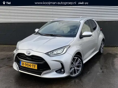 Toyota Yaris 1.5 Hybrid Launch Edition Navigatie APple CarPlay/Android Auto, achteruitrij camera, do