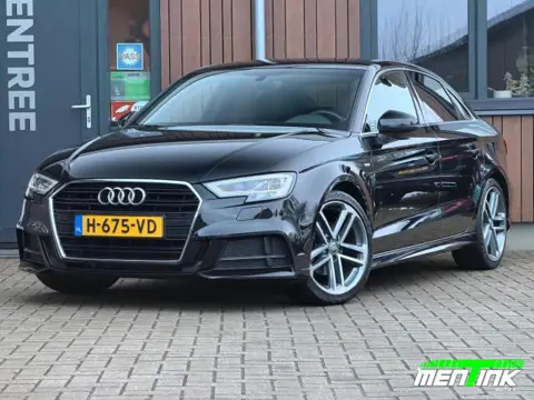 AUDI A3 35 TFSI S-Tronic Vitrueel N.A.P. 2x S-Line