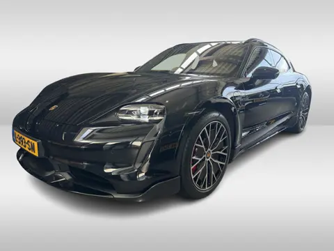 Porsche Taycan Cross Turismo Turbo S 93 kWh / Panoramadak / 360Camera / Head-up / Passenger Display 