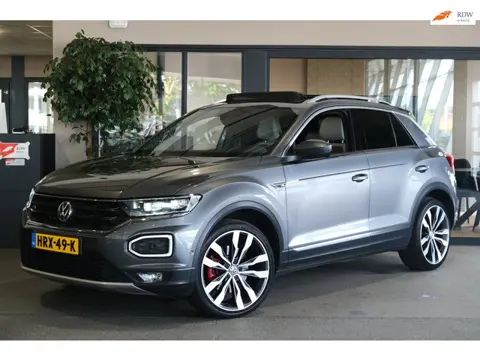 Volkswagen T-ROC 2.0 TSI 4Motion Sport Pano Beats Trekhaak Leder PDC DCC Navi