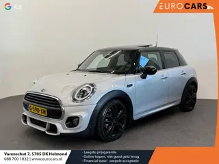 MINI 5-Deurs 1.5 Cooper John Cooper Works Automaat Panoramadak Navigatie Camera Parkeersensoren Crui