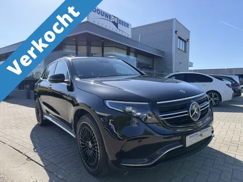 Mercedes-Benz EQC 400 4MATIC AMG Line 80 kWh Schuifdak | Memory | Contourstoelen | Trekhaak | HUD | 