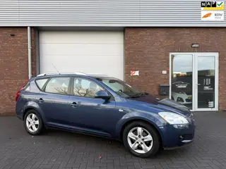 Kia Cee'd Sporty Wagon 1.6 CRDi Business Edition|AIRCO|NIEUWE APK