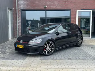 Volkswagen GOLF 2.0 TSI GTI DSG | 100% Onderhouden | DYN | Stoelverwarming |