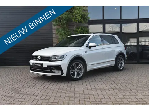 Volkswagen Tiguan 1.4 TSI R-Line Panoramadak Dynaudio Navi Stoelverwarming