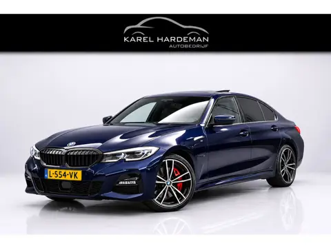 BMW 3-serie 330e High Executive | M-PAKKET | PANORAMADAK | HARMAN/KARDON | ACC | HEAD UP | TREKHAAK 