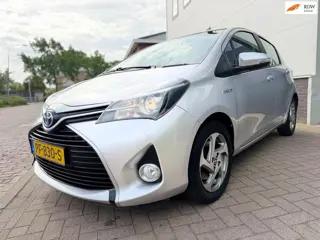 Toyota Yaris 1.5 Hybrid Lease Limited Bi-Tone/Automaat/Navi/Camera/Climate-c/Goed-onderhouden