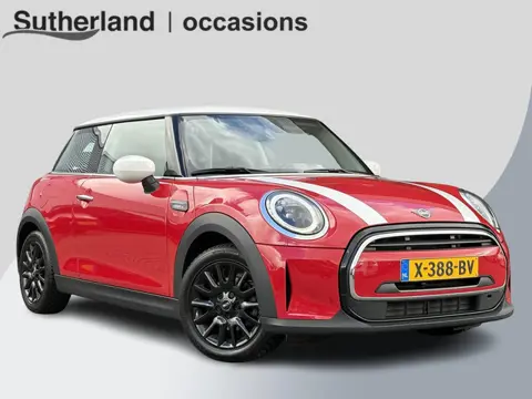 MINI 3-Deurs 1.5 Cooper Camden Edition 136pk Automaat | PDC | Navi | Cruise Control | Climate Contro