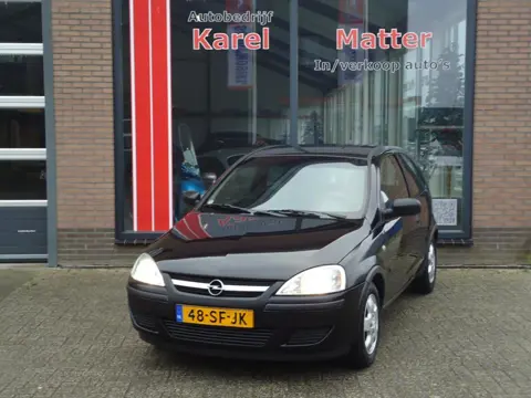 Opel Corsa 1.2-16V Essentia *TREKHAAK* *APK T/M 08-12-2026*