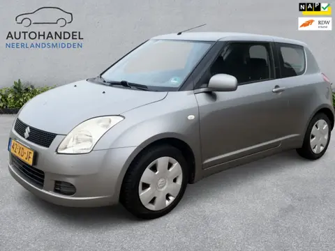 Suzuki Swift 1.3 GLS AIRCO stuurbekrachtiging 3-DRS