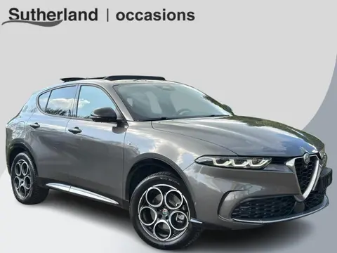 Alfa Romeo Tonale 1.3T PHEV Ti 280 PK | AWD | 360 graden camera | Panoramadak | Stoelverwarming | Na