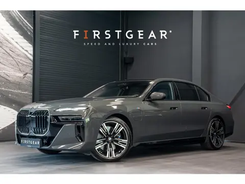 BMW 7-serie 750e xDrive *M-Sport Pro / Panorama Sky Lounge / Bowers & Wilkins / Stoelventilatie & Ma
