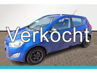 Hyundai i20 1.2i Business Edition. Trekhaak, dealer onderhouden, lage km stand.