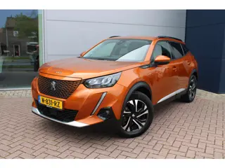 Peugeot e-2008 EV Allure Pack 50 kWh Airco Camera Carplay Dealer onderhouden, nieuwstaat