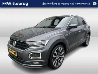 Volkswagen T-Roc 1.5 TSI R-Line / AUTOMAAT/ PANO/ 2X R-LINE/ TREKHAAK/ CLIMA/ DIGITAL DASH/ NAVI/ AP