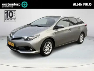 Toyota Auris Touring Sports 1.8 Hybrid Dynamic | Navigatie | Panoramadak | Bluetooth | Parkeercamera