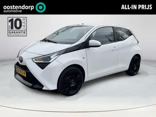 Toyota Aygo 1.0 VVT-i x-play | 5 deurs | Airconditioning | Parkeercamera | Bluetooth | Licht metalen