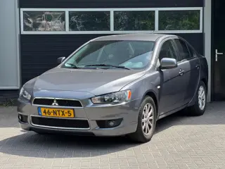 Mitsubishi Lancer Sports Sedan 1.6 Edition Two