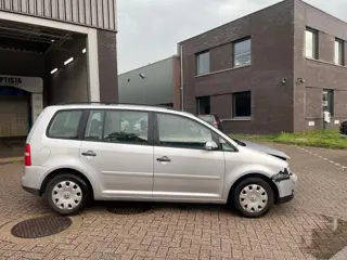 Volkswagen Touran 1.6-16V FSI Business Cruise Airco Clima