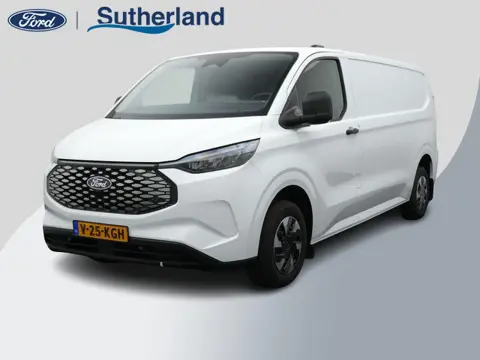 Ford E-Transit Cust. 320 L2H1 Trend 65 kWh 136pk | Navigatie | Adaptieve Cruise Controle | Stoel/Sto