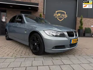 BMW 3-serie 318i Dynamic Executive Automaat Sport Airco Navi Car Play Cruise Control Elk.Ramen zeer 