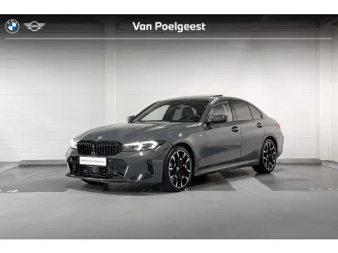 BMW 3 Serie Sedan 318i | M-Sport Pro | Active Cruise Control | Hifi System | Schuif/-kanteldak