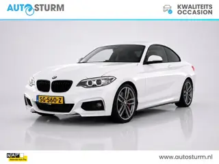 BMW 2-serie Coupé 220i High Executive