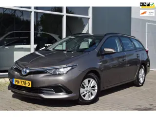 Toyota Auris Touring Sports 1.8 Hybrid Now Go | Automaat | Clima | NAP + APK 7-2027