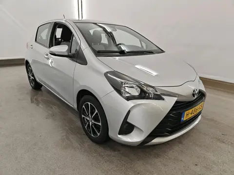Toyota Yaris 1.0 VVT-i Connect, 1e Eig! Camera! Lm Velgen! Carplay! VERWACHT!!