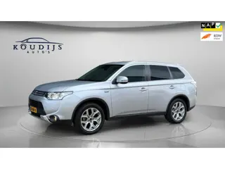 Mitsubishi Outlander 2.0 PHEV Business Edition X-Line, Camera, PDC, Trekhaak, Climate