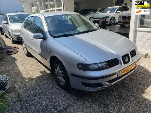 Seat Leon 1.6-16V Stella Inruil Mogelijk