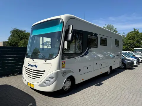 Concorde Carver iveco - 821 - Queensbed - 2 x Airco - Luchtvering - Levelsysteem - 2 x Zonnepanelen 