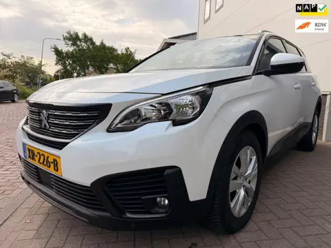 Peugeot 5008 1.2 PureTech Blue Lease Executive/7persoons/Automaat/Navi/Camera/Leder/Goed-onderhouden