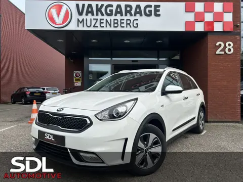 Kia Niro 1.6 GDi Hybrid DynamicLine // NAVI + CARPLAY // CAMERA // HALF-LEDER // STOEL + STUURWIELVE