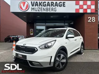Kia Niro 1.6 GDi Hybrid DynamicLine // NAVI + CARPLAY // CAMERA // HALF-LEDER // STOEL + STUURWIELVE