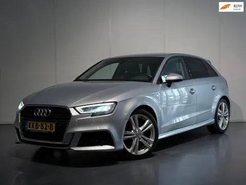Audi A3 Sportback 40 TFSI S-Tronic S-Line /Clima/ACC/PDC/CarPlay/Dynamic/Led/LaneAss/LMV