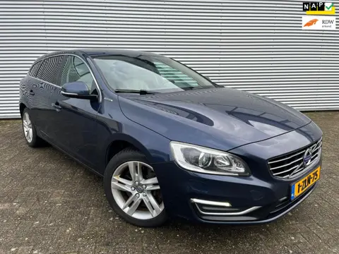 Volvo V60 2.4 D6 AWD Plug-In Hybrid Summum|Leder|Airco|Cruise|PDC|