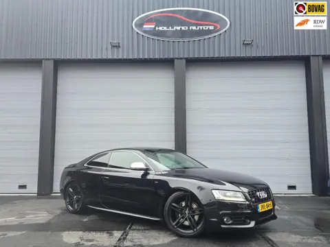 Audi S5 V8 4.2 Coupé Yountgimer, automaat VOL