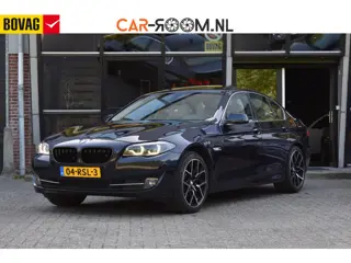 BMW 5-serie 528i High Executive Pano HUD NAP Trekhaak Cruise Leder