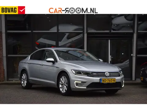 Volkswagen Passat 1.4 TSI GTE Carplay Leder Sfeerverlichting