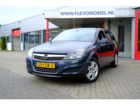 Opel Astra Wagon 1.6 111 years Edition Navi|Airco|Cruise|Dealer onderhouden!