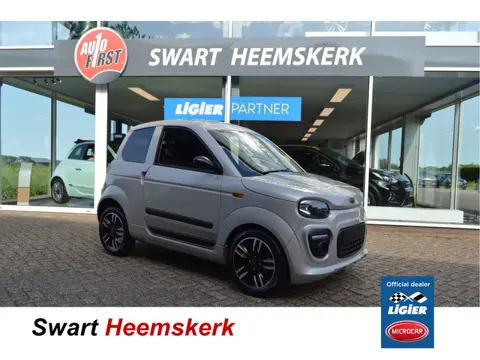Microcar Brommobiel M.GO Plus Pack Design DCi | Airco | Stuurbekrachtiging | 1e eigenaar