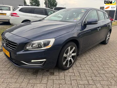 Volvo V60 2.4 D6 AWD Plug-In Hybrid Summum,Garantie