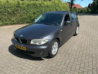 BMW 1-SERIE 120I HIGH EXECUTIVE