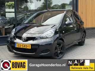 Toyota Aygo 1.0-12V Comfort Navigator Black Edition